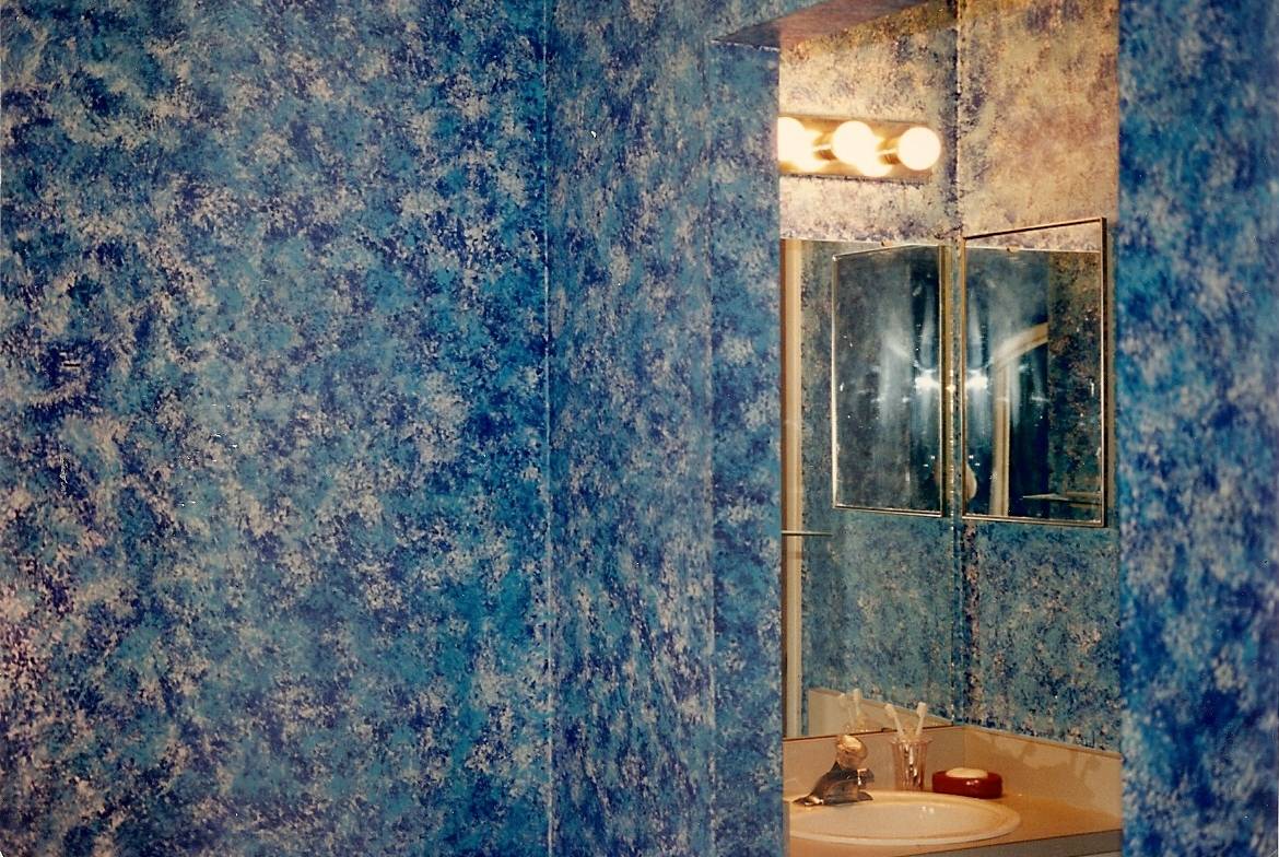 Tradart Custom Artwork Blue Sponged Bathroom Wall